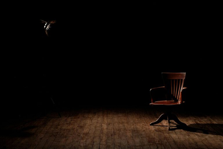 You keep asking yourself: “Why do I feel… nothing?” The smiles feel hollow. The days blur. And even when something good happens, it barely touches you.